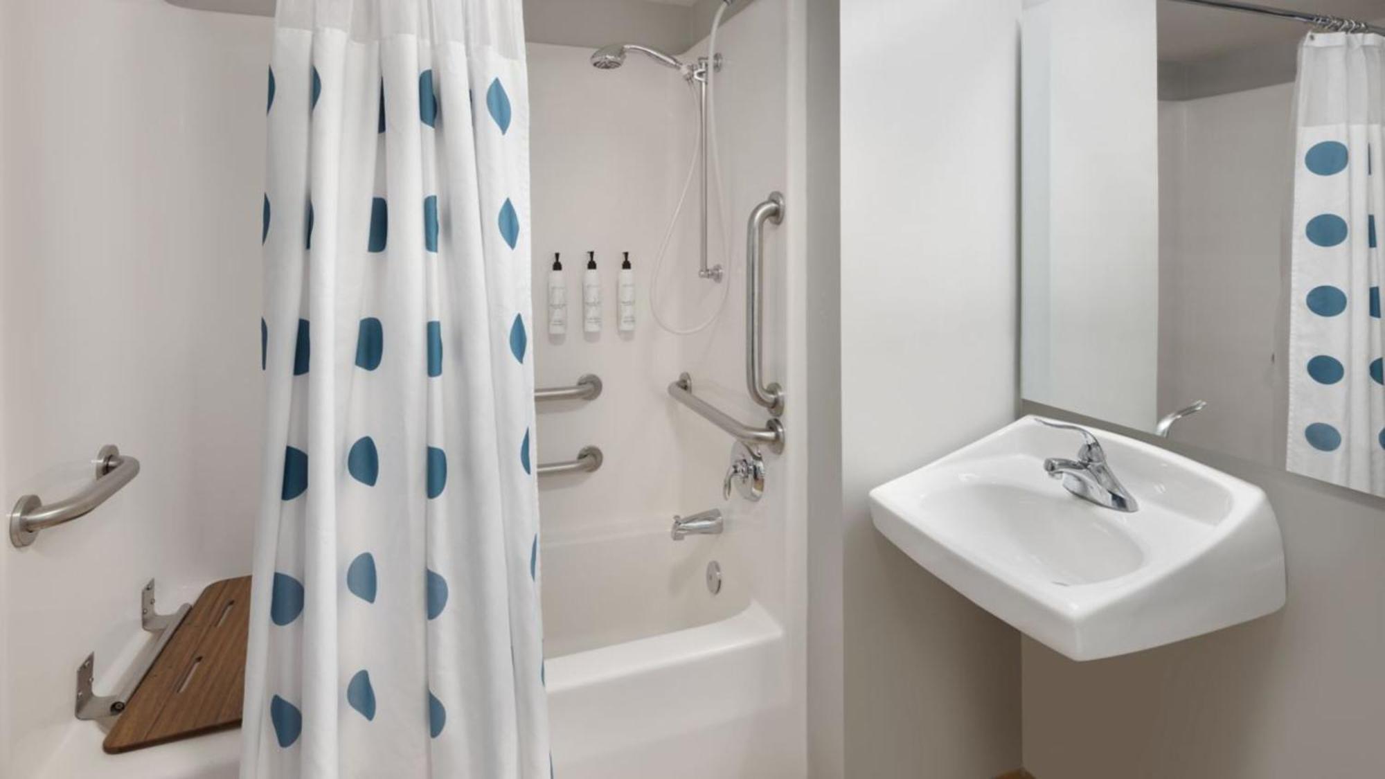 Towneplace Suites By Marriott Findlay Exterior photo