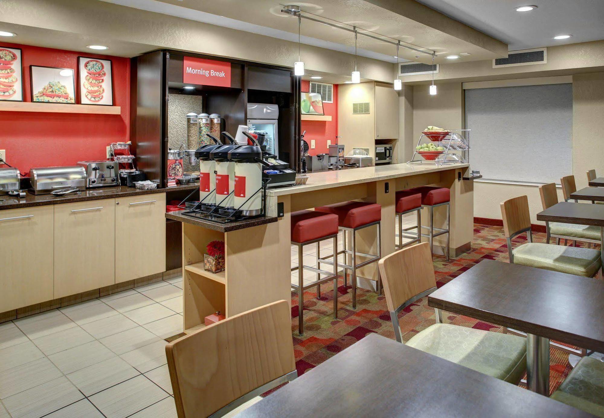 Towneplace Suites By Marriott Findlay Exterior photo